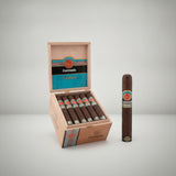 E P Carrillo Essence Honduras, Toro