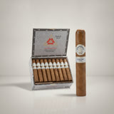 Montecristo Platinum, Vintage 1999 Robusto