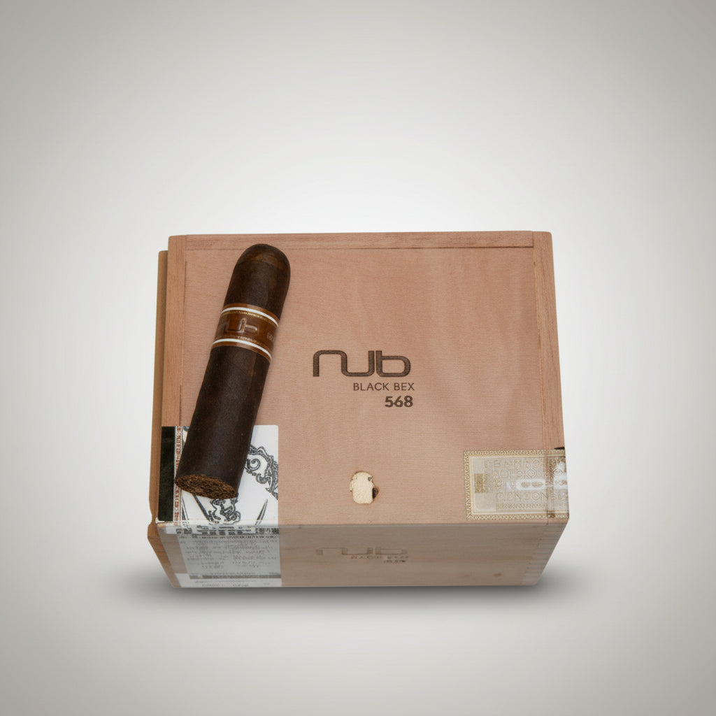 Nub by Oliva, Maduro